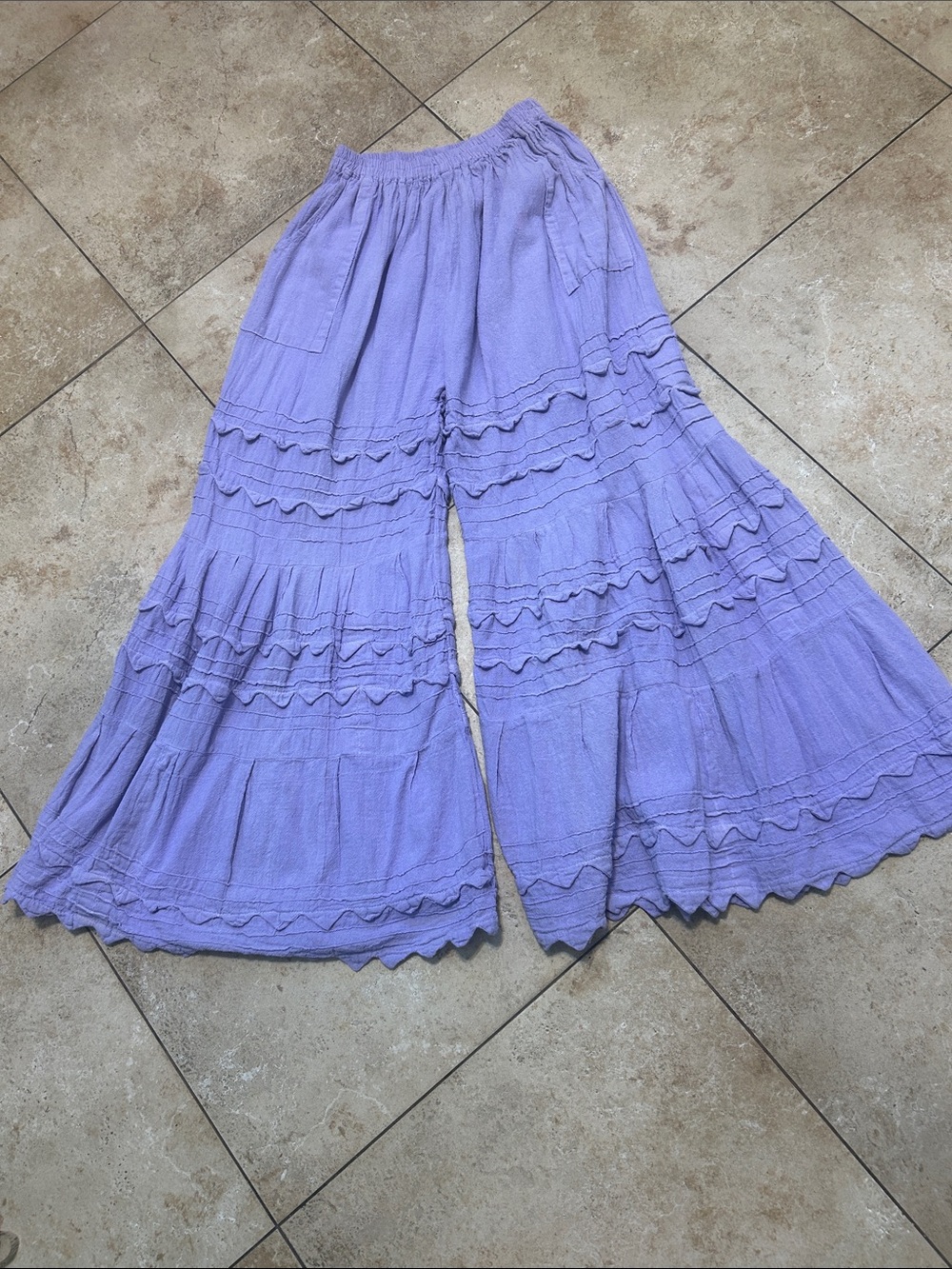 Lilac Tiered Ruffle Wide-Leg Pants size S - Picture 2 of 6